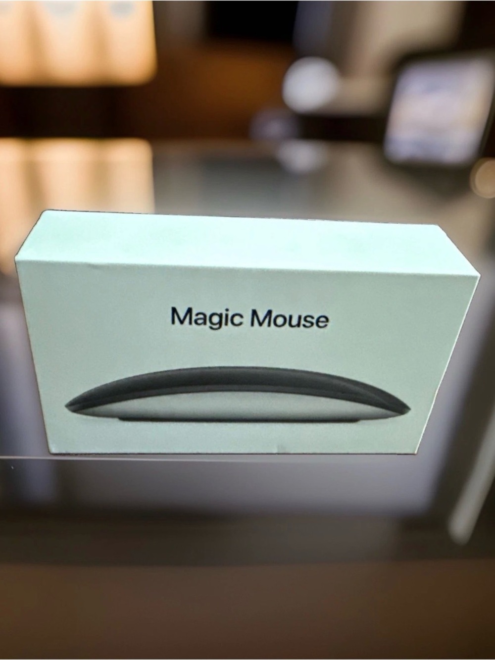 Apple Magic Mouse in White and Silver Finish